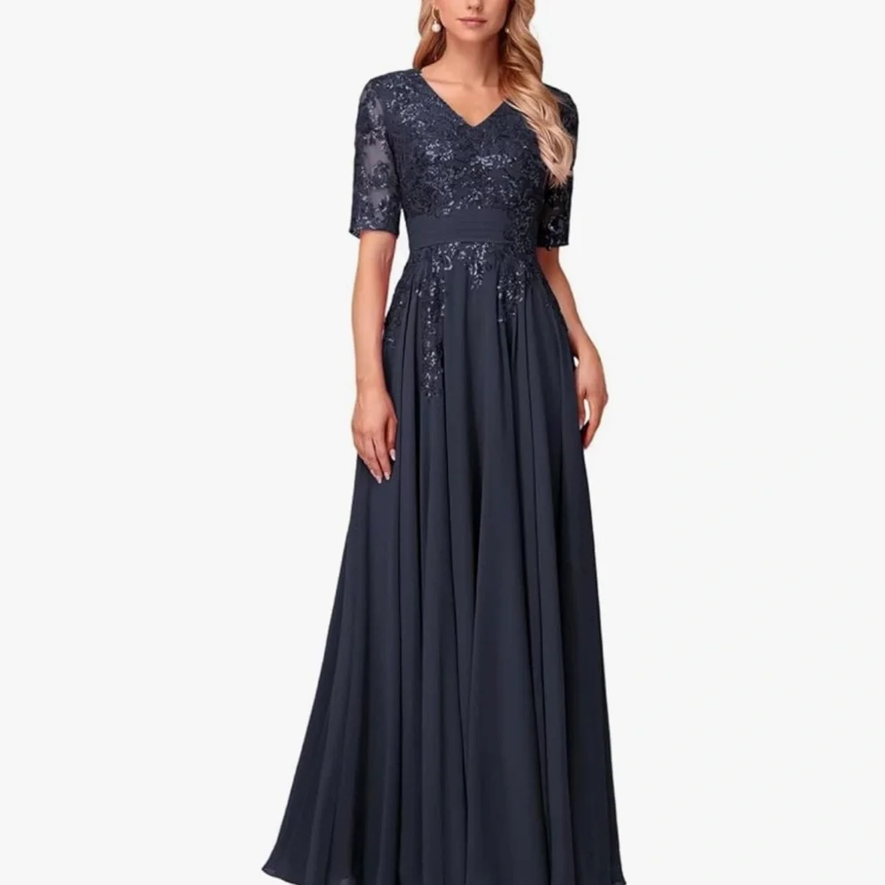 Elegant Navy Blue Evening Dress perfect for mother of bride or groom! - Picture 7 of 10